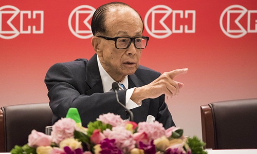 Billionaire Li Ka-shing Attends CK Hutchison Holdings Ltd. Annual Results News Conference